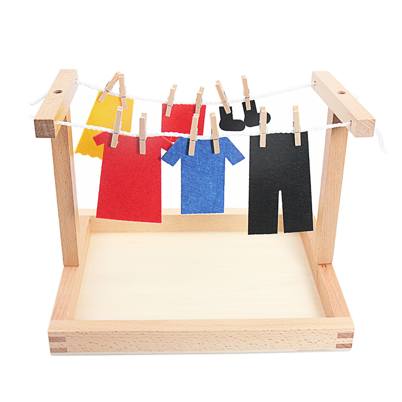 Dziecko Montessori drewniane D – Baby Clothing Kit recenzja i cena